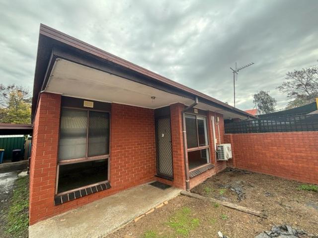 Freshly Updated 2 Bedroom Unit!