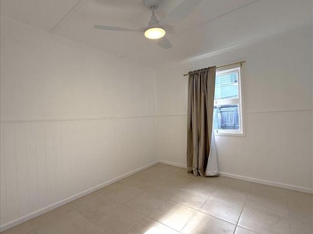 Freshly Updated 2 Bedroom Unit in Svensson Heights