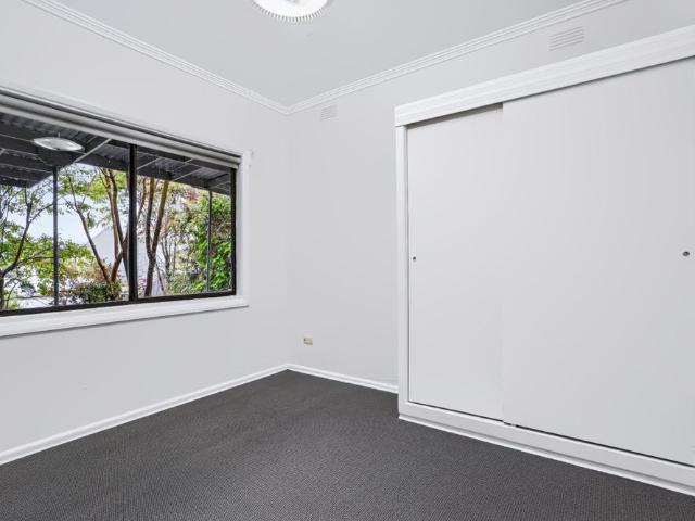 Freshly Updated 2 Bedroom Unit with Private Garden