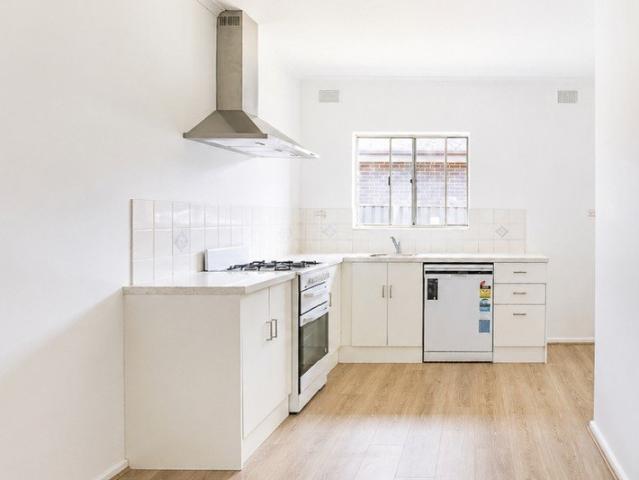 Freshly Updated 2 Bedroom Units Units 2 & 3 Available
