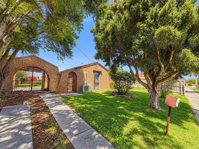 Freshly Updated 4 Bedroom Family Home in the Heart of Clarinda