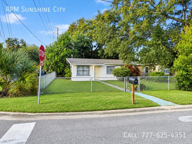 Freshly Updated 4 Bedroom Home for Rent in Tampa, FL