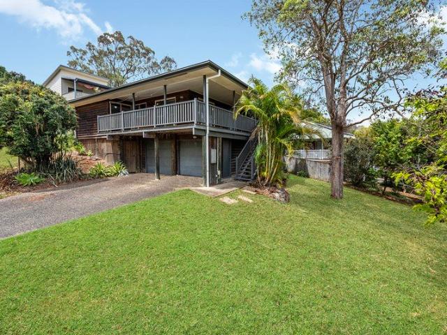 Freshly Updated 4 Bedroom Home in Sought After The Gap