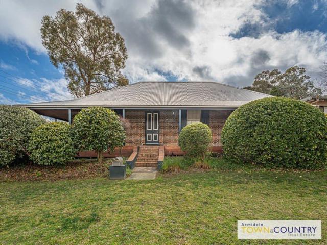 Freshly Updated 4 Bedroom Home with Multiple Living Areas. Welcome to 187 Kirkwood Street, Armidale!