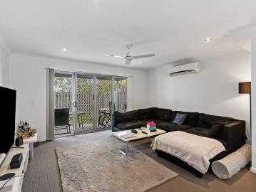 Freshly Updated 4 Bedroom Townhouse Offering Comfort, Space & Convenience
