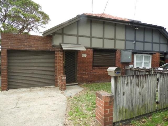 Freshly Updated Corner Semi with Study, Garden and Parking