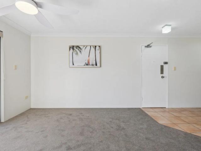 Freshly Updated Apartment Moments from the Broadwater