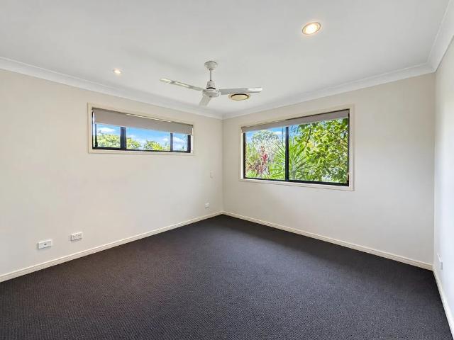 Freshly Updated, Easy Care Living in Pimpama