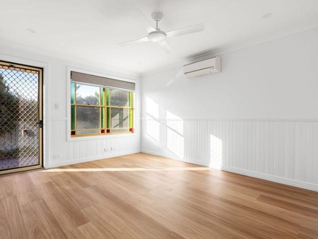 Freshly Updated, Easy Living in Darling Heights