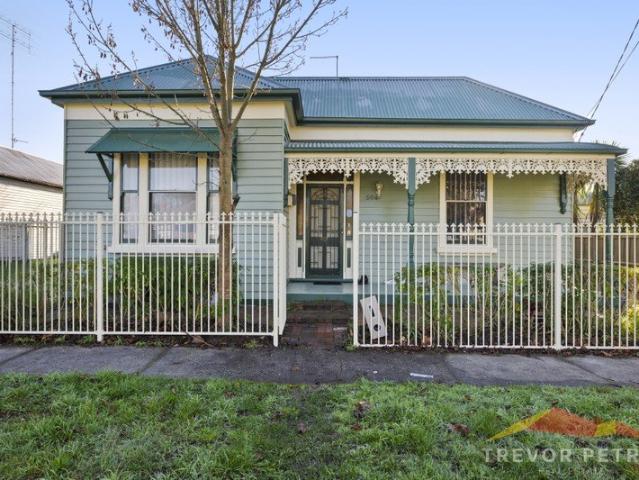 Freshly Updated Exterior with Endless Potential in Prime Ballarat Central