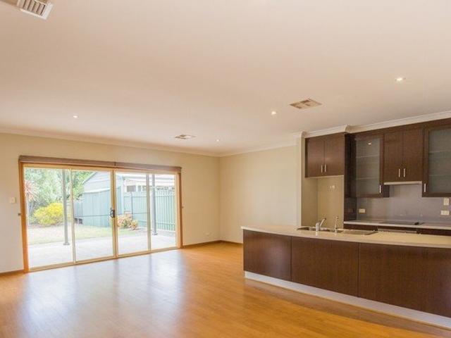 Freshly updated Executive Courtyard Home