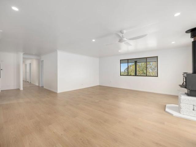 Freshly Updated Five Bedroom Home with Elevated City Skyline Views Ashmore