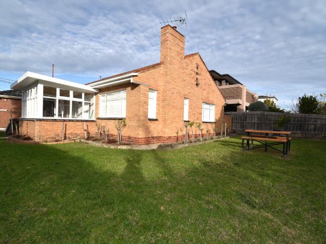 Freshly Updated Family Home in a Prime Location