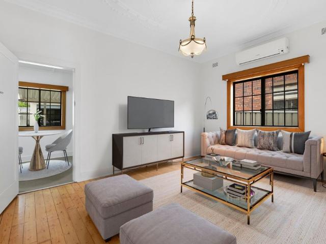 Freshly Updated Family Home in a Sought After Bayside Location