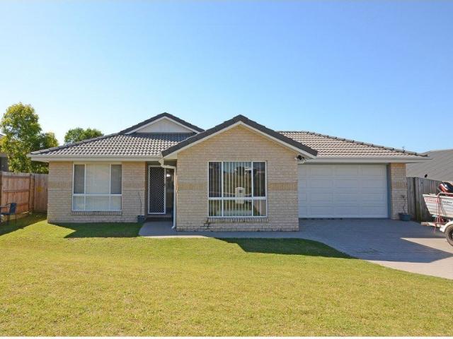 FRESHLY UPDATED FAMILY HOME IN NIKENBAH