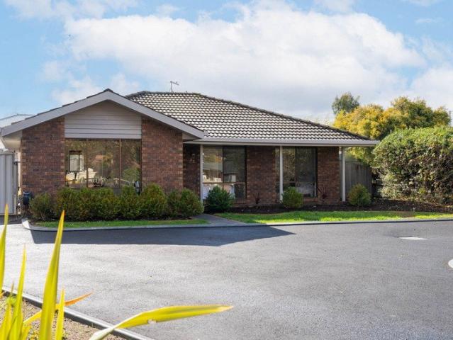Freshly Updated Family Home in Prospect Vale