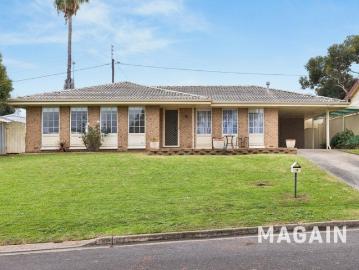 Freshly Updated Family Home Opposite Reserve Setting