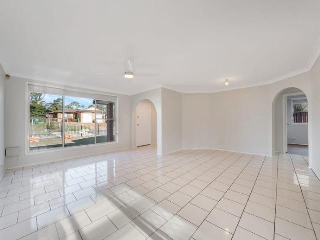 Freshly Updated Family Home with Double Garage & Covered Entertaining!