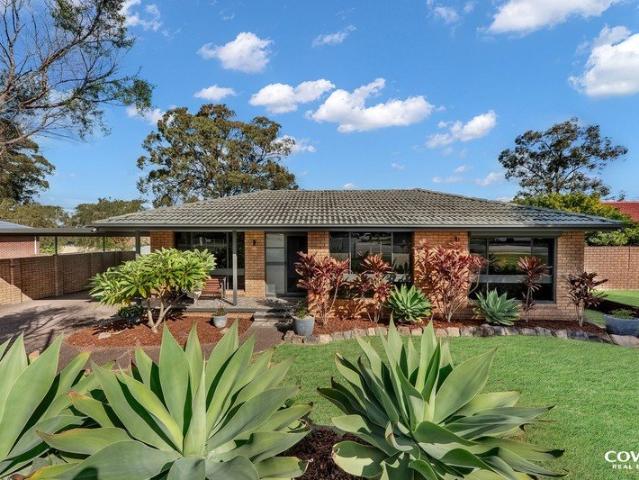 Freshly Updated Family Living in a Prime Ashtonfield Location