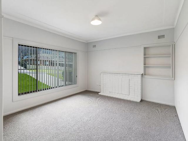 Freshly Updated Home in a Convenient Corrimal Location