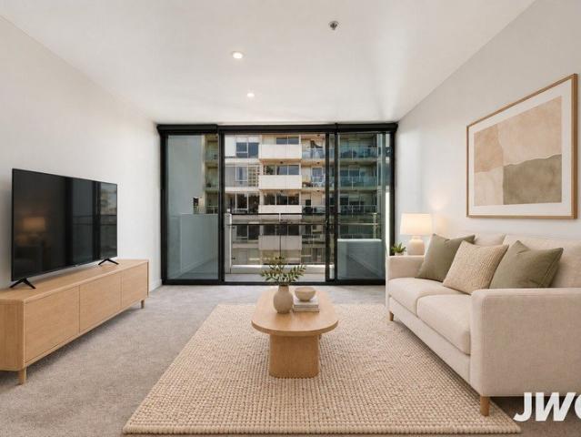 FRESHLY UPDATED LIVING WITH RESORT STYLE FACILITIES