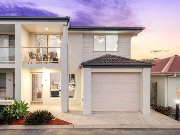 FRESHLY UPDATED & MOVE IN READY