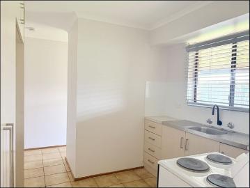 Freshly Updated Semi Rural Living with Space & Convenience