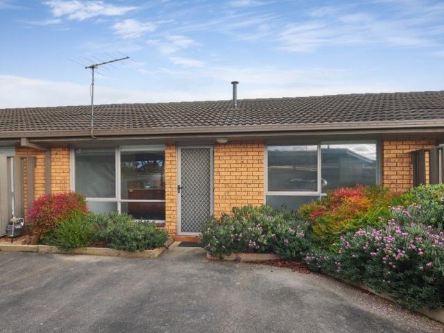 Freshly Updated & Perfectly Positioned in the same street as Warragul Regional College