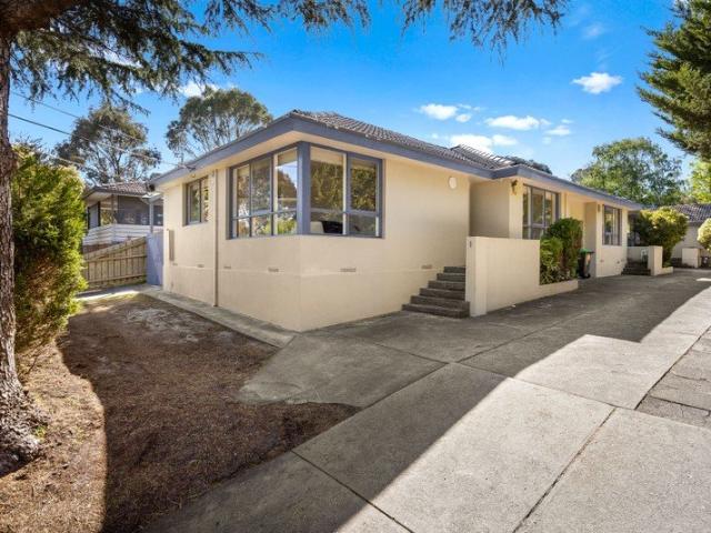 Freshly Updated, Perfectly Positioned & Ready to Enjoy