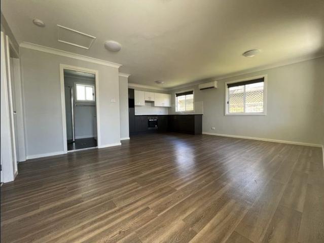 Freshly Updated & Private 2 Bedroom Granny Flat