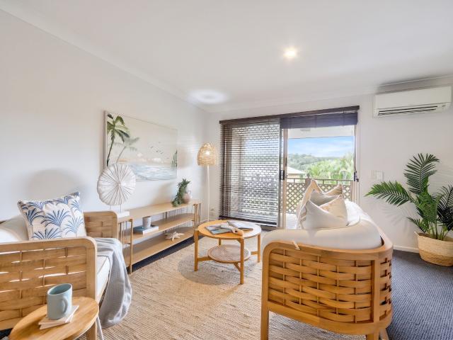 Freshly Updated Townhouse in Gated Community