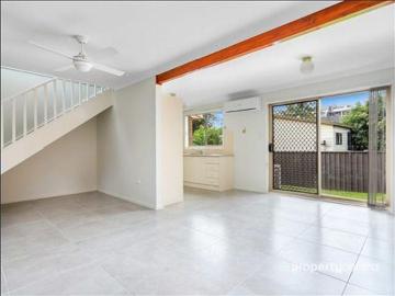 Freshly Updated Townhouse in Prime Penrith Location