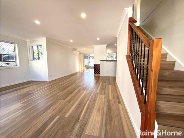 Freshly Updated Townhouse in the Heart of Cleveland