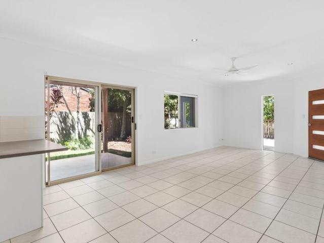 Freshly Updated Townhouse with Stunning Mount Coolum Views!