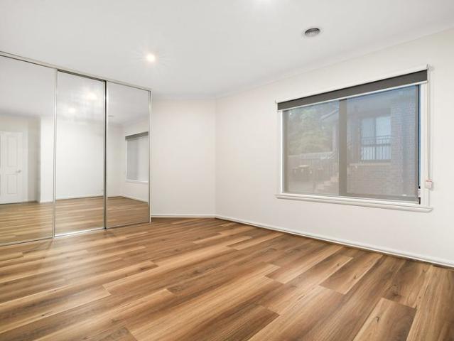 Freshly updated three bedroom villa