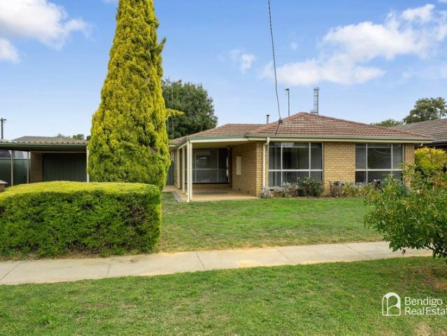 FRESHLY UPDATED THREE BEDROOM HOME IN EPSOM