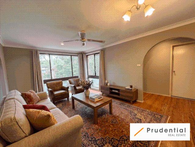 Freshly Updated Three Bedroom Home in Quiet Cul de Sac with Bushland Outlook