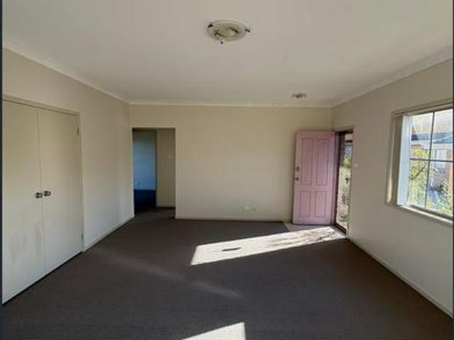 Freshly Updated Two Bedroom Villa in a Quiet Location