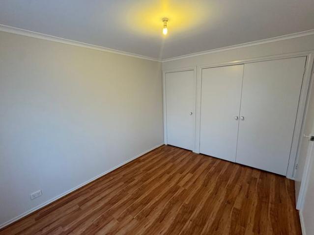 Freshly Updated Unit in Prime Tullamarine Location
