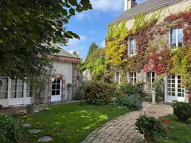 Fresnay sur Sarthe 72130 Achat / Vente maison 9 pièces t9 au dernier étage