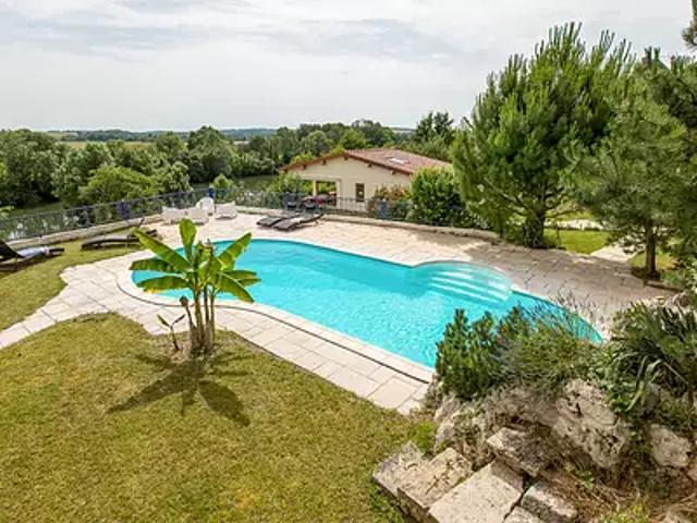 Fresne Saint Mamès 70130 Achat / Vente maison 10 pièces t10 au dernier étage piscine