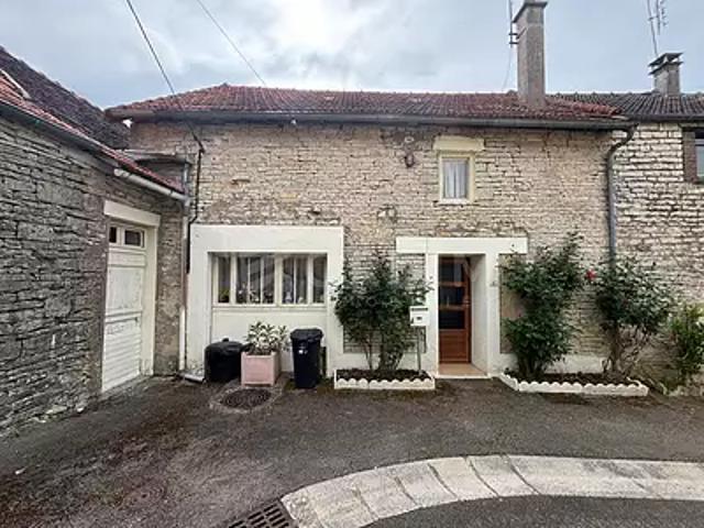 Fresnes 89310 Achat / Vente maison 3 pièces t3 au dernier étage