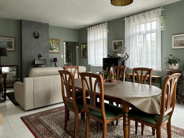 FRESSAIN EN EXCLUSIVITE LONGERE 3 CHAMBRES+1 BUREAU GARAGE J
