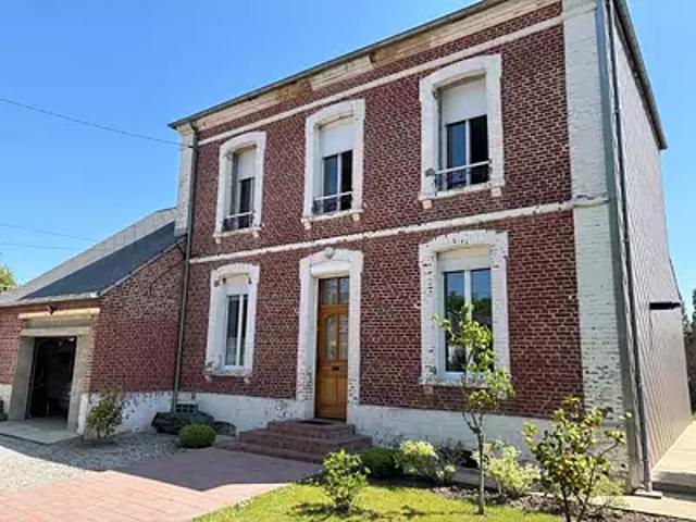 Fressenneville 80390 Achat / Vente maison 8 pièces t8 terrasse parking