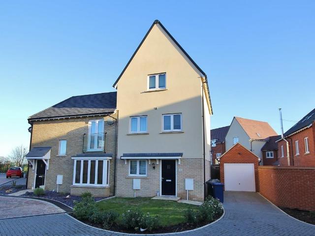 Freston Close, St. Ives PE27, 3 bed town house to rent, £1,400 pcm | PrimeLocation