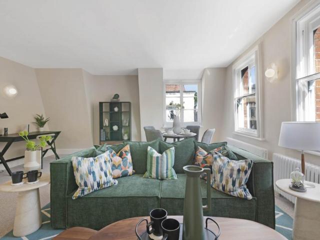 Frith Street, Soho, W1 1 bed flat to rent £3,878 pcm £895 pw