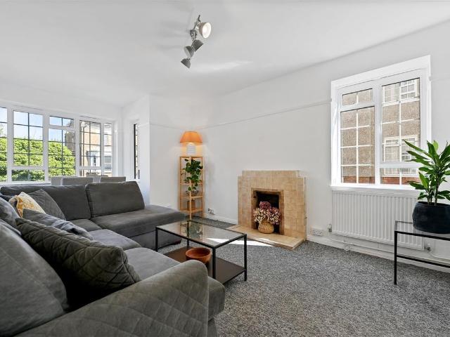 Frithville Gardens, London W12, 3 bed flat to rent, £3,350 pcm | PrimeLocation