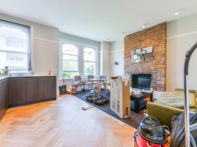 Frithville Gardens, London W12, Shepherd's Bush, London, 3 bed flat to rent, £4,100 pcm | PrimeLocation