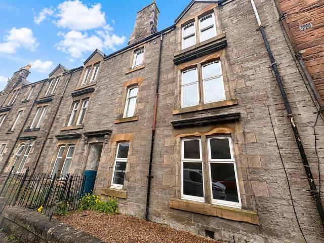 Friar Street, Craigie, Perth 2 bed flat to rent £795 pcm £183 pw
