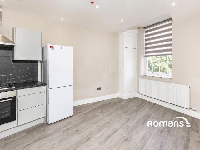 Friar Street, Reading, Berkshire RG1, 1 bed flat to rent, £1,200 pcm | PrimeLocation